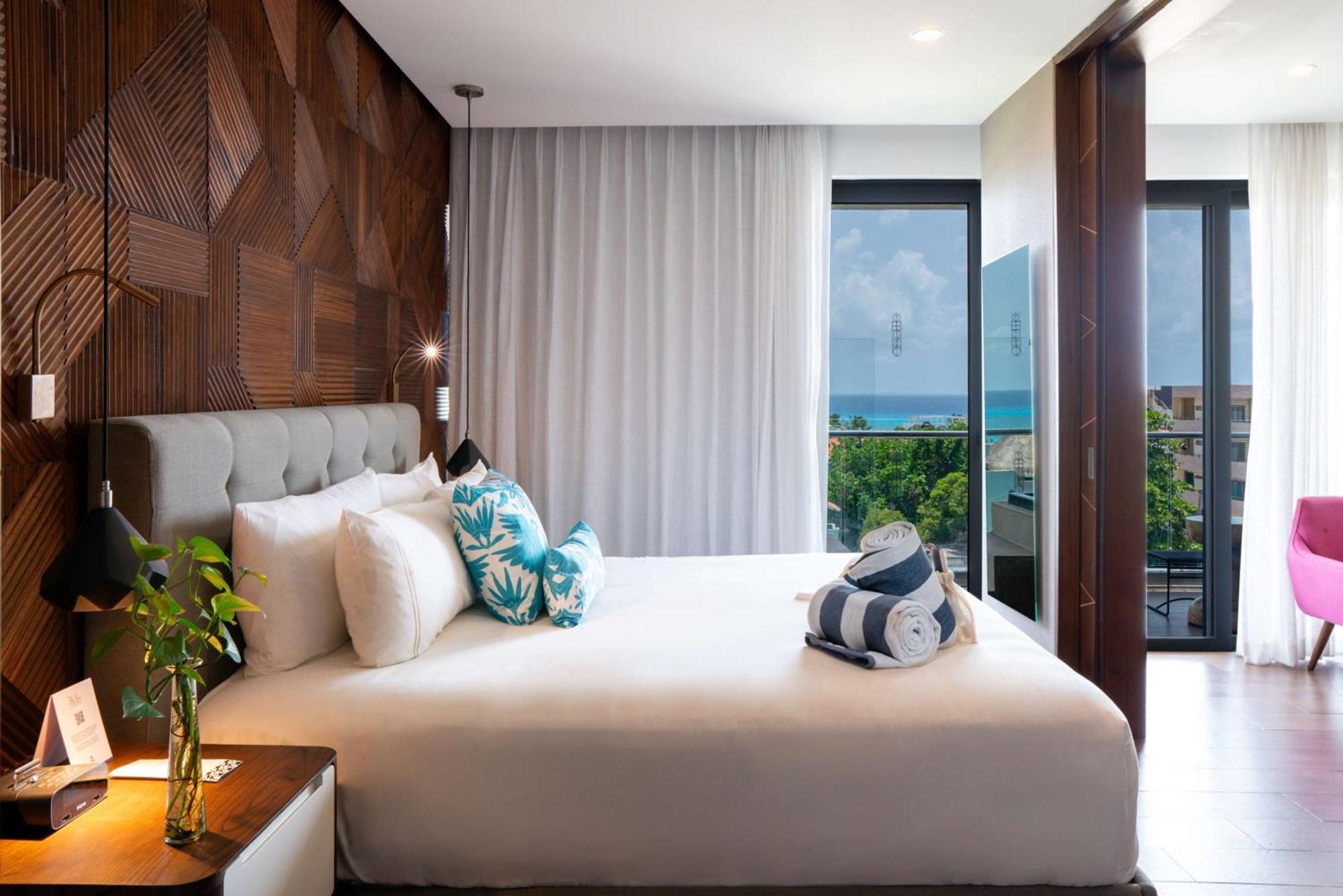 The Fives Downtown Hotel & Residences, Curio Collection By Hilton Playa del Carmen Exterior foto